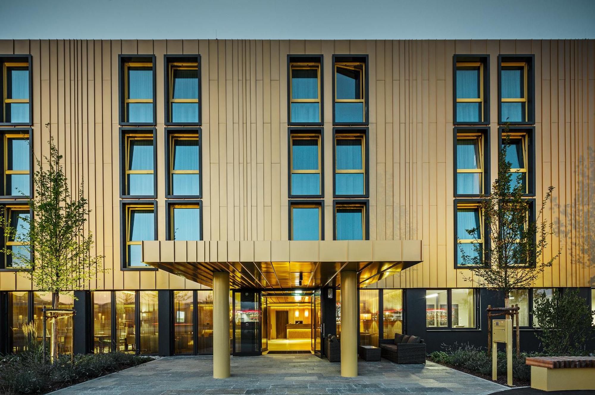 Myhotel Muenchen Olching Eksteriør bilde